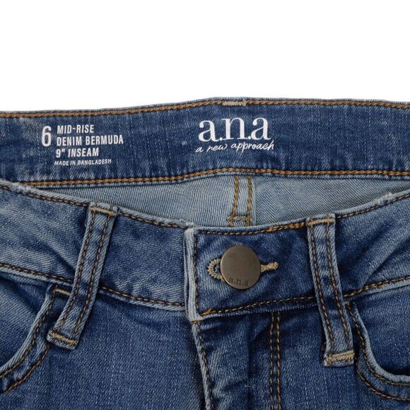Ana Shorts Womens Size 4/6 Mid Rise Bermuda Distressed Raw Hem Blue Stretch W27 - Picture 7 of 8